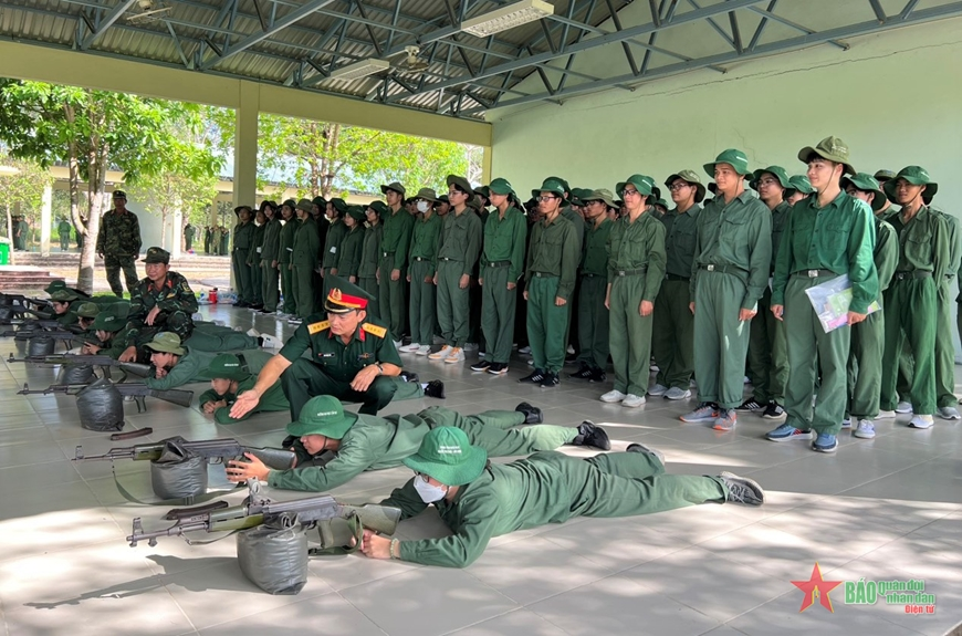 Bộ Quốc phòng trả lời về trình độ chuẩn giảng viên giáo dục quốc phòng và an ninh